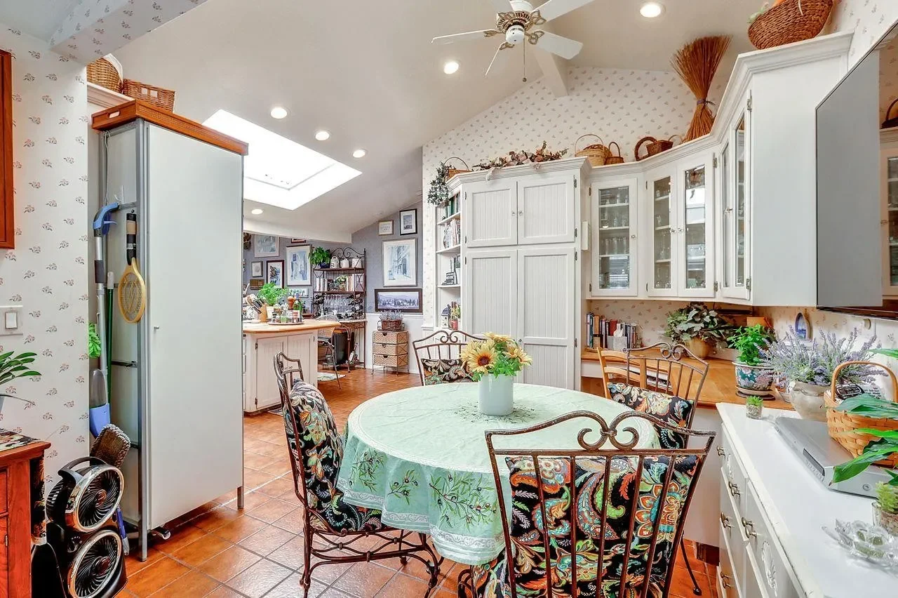 15781 Canon Dr 014.webp