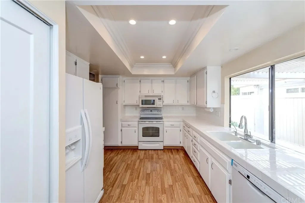 2175 Avenida San Antero 013.webp