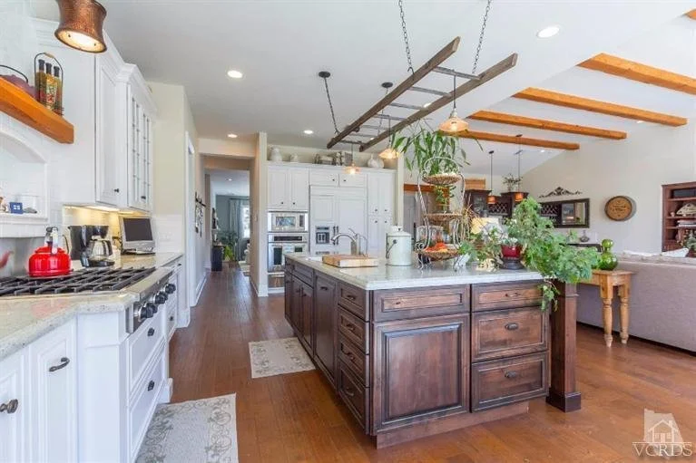 857 Calle Laredo 019.jpg