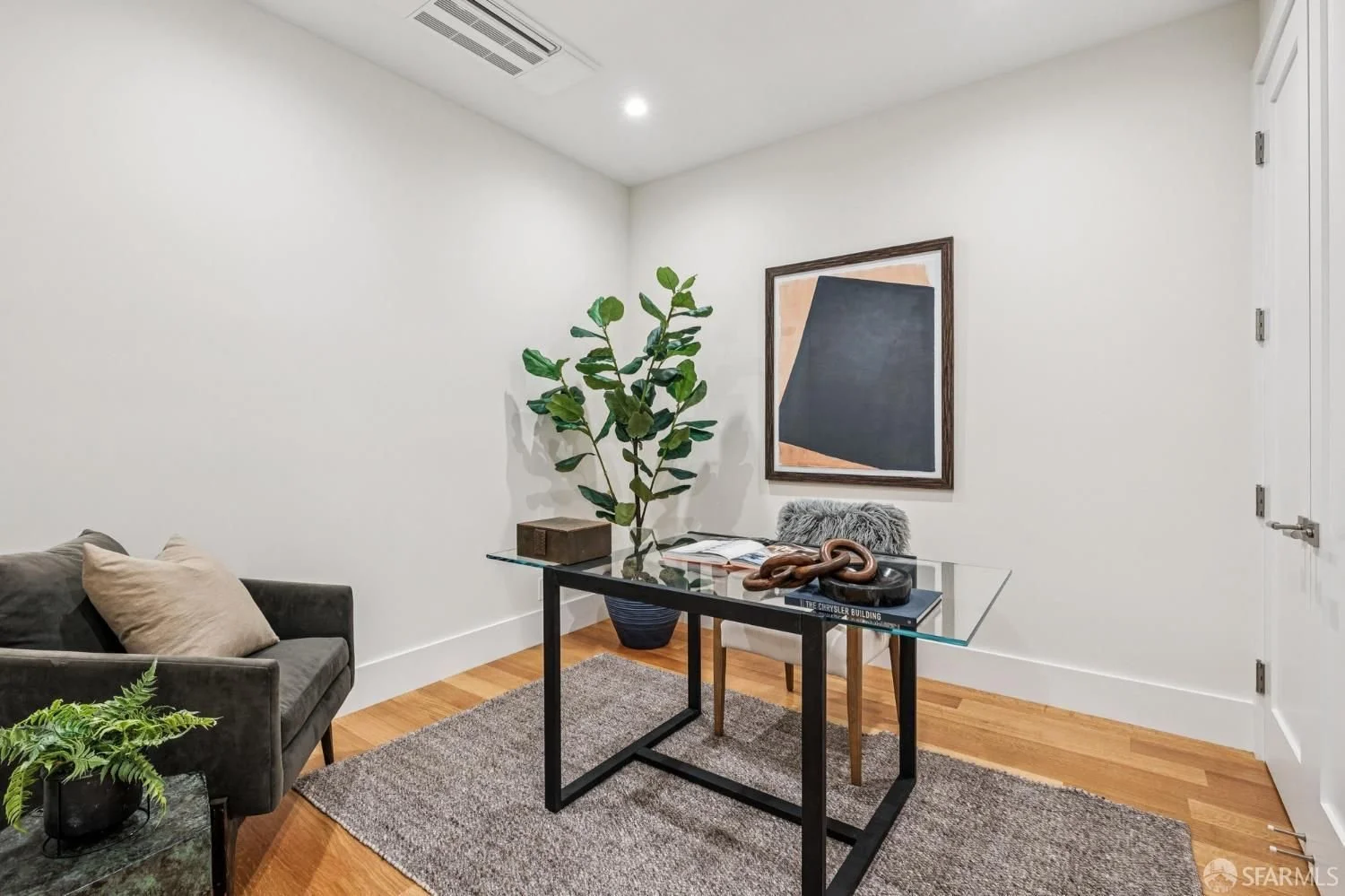 228 Vicksburg St Unit 1 024.jpg