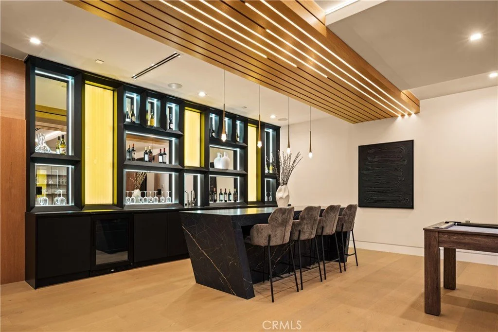 18807 Edleen Dr 027.jpg