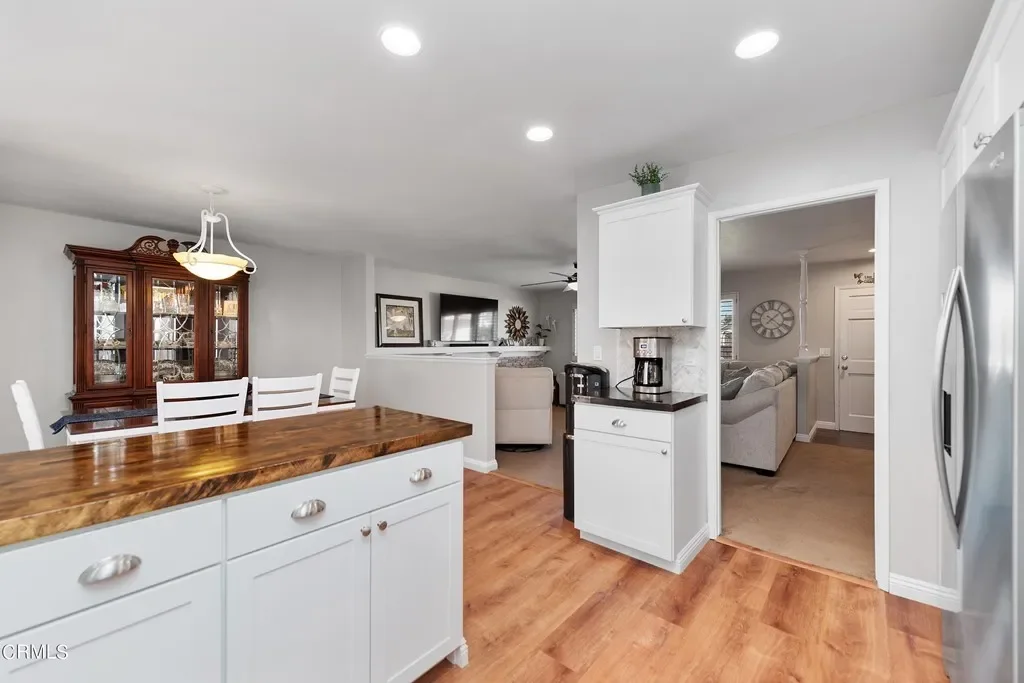 3090 Dwight Ave 015.webp