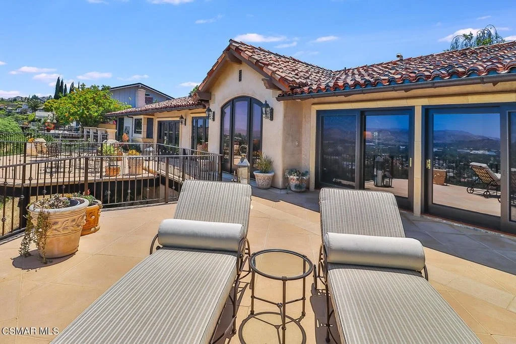 3425 Ridgeford Dr 002.jpg