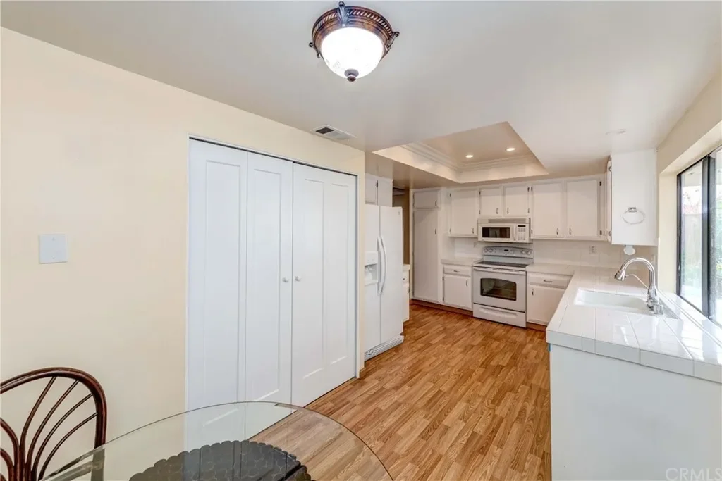 2175 Avenida San Antero 017.webp