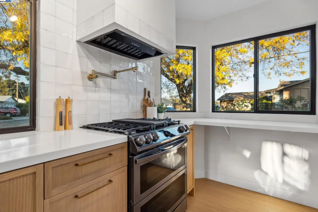 1733 Kelly St 006.png