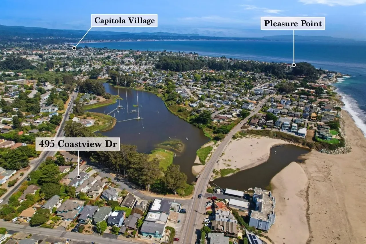 495 Coastview Dr 003.webp