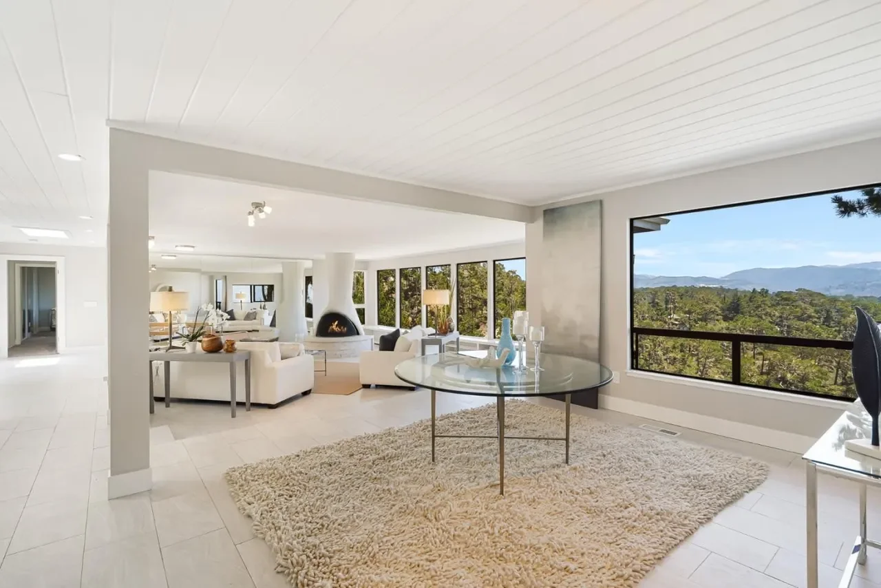 25075 Outlook Dr 010.webp