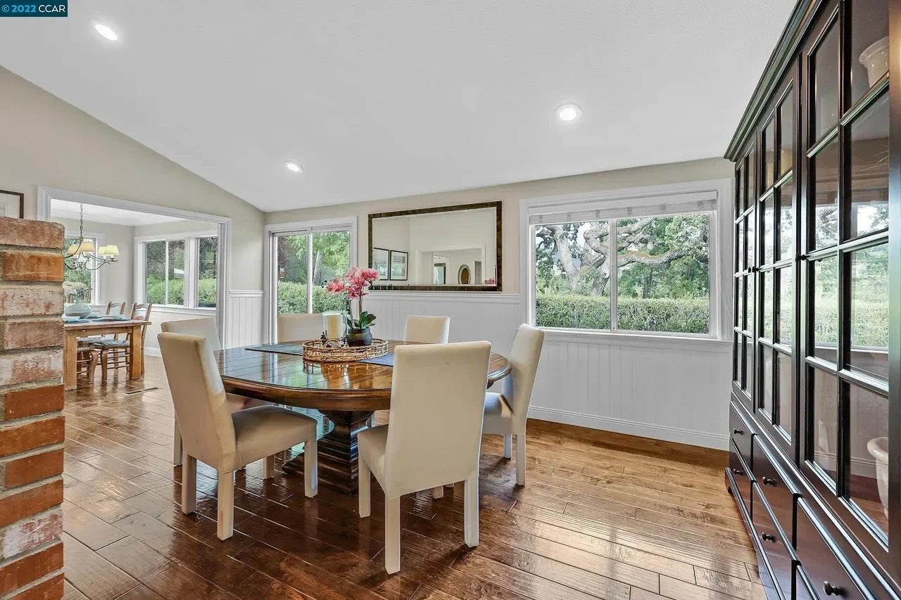 27 Nob Hill Dr 027.webp