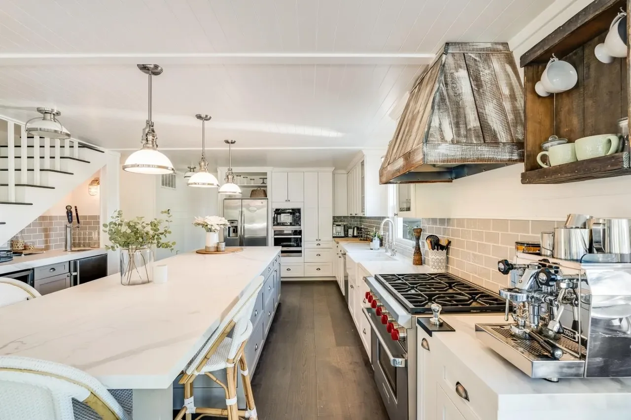 16466 Bonnie Ln 014.webp