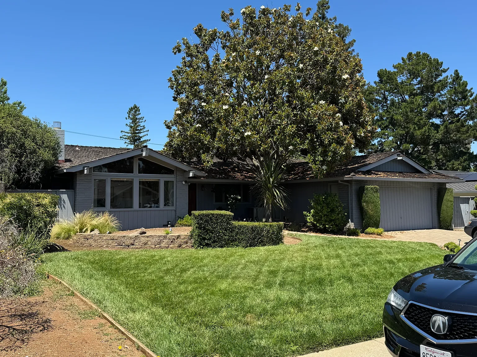 665 San Martin Pl 001.webp