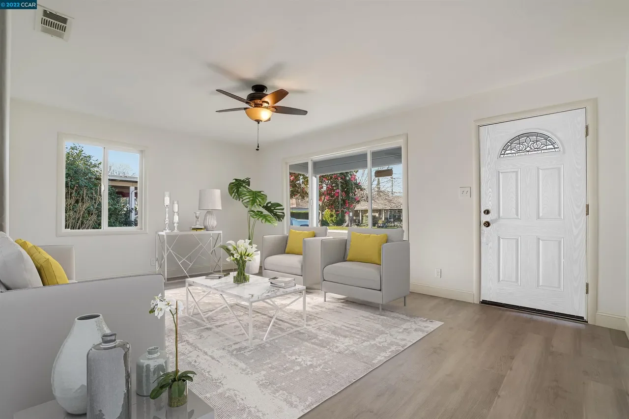 3028 W Monterey Ave 005.webp