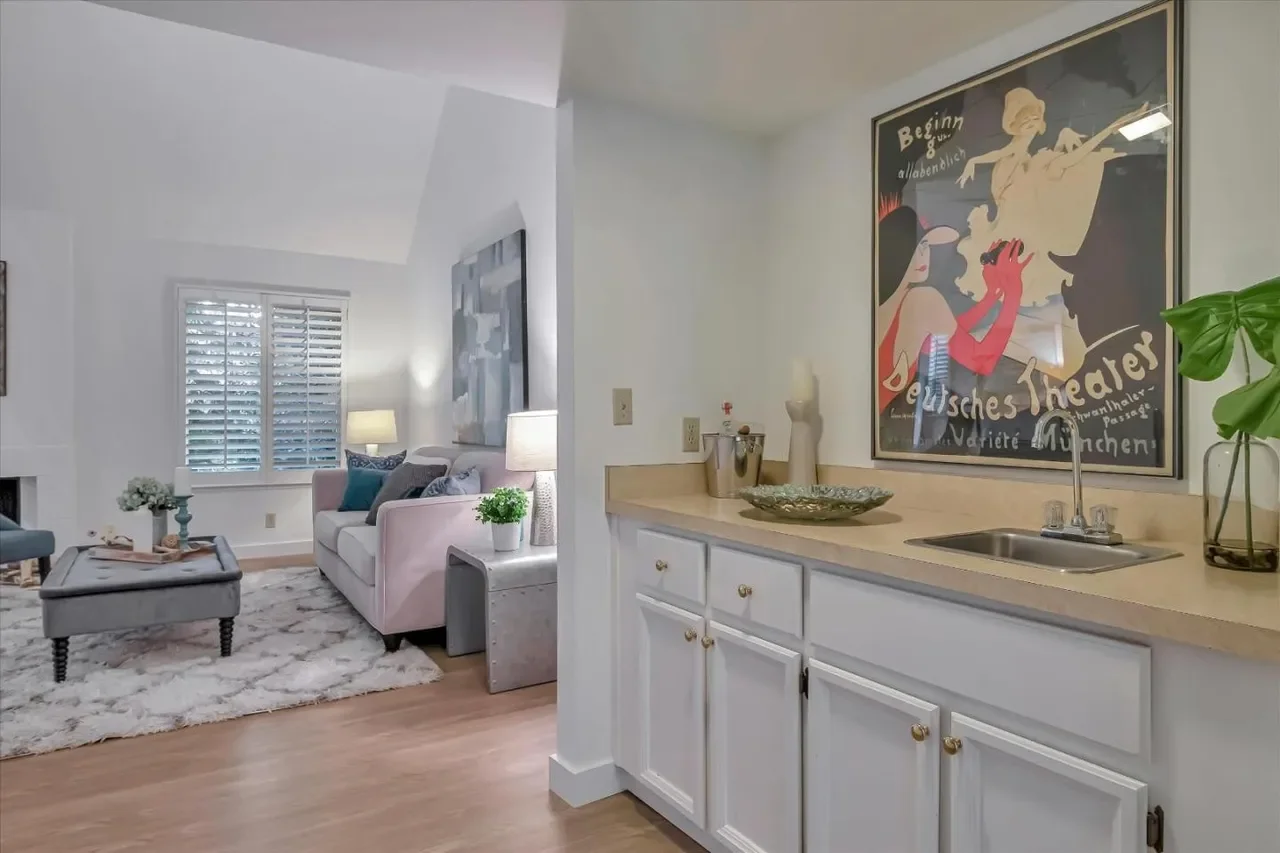 4108 Thain Way 012.webp