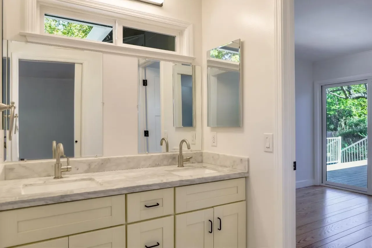 32 Campbell Ln 020.webp