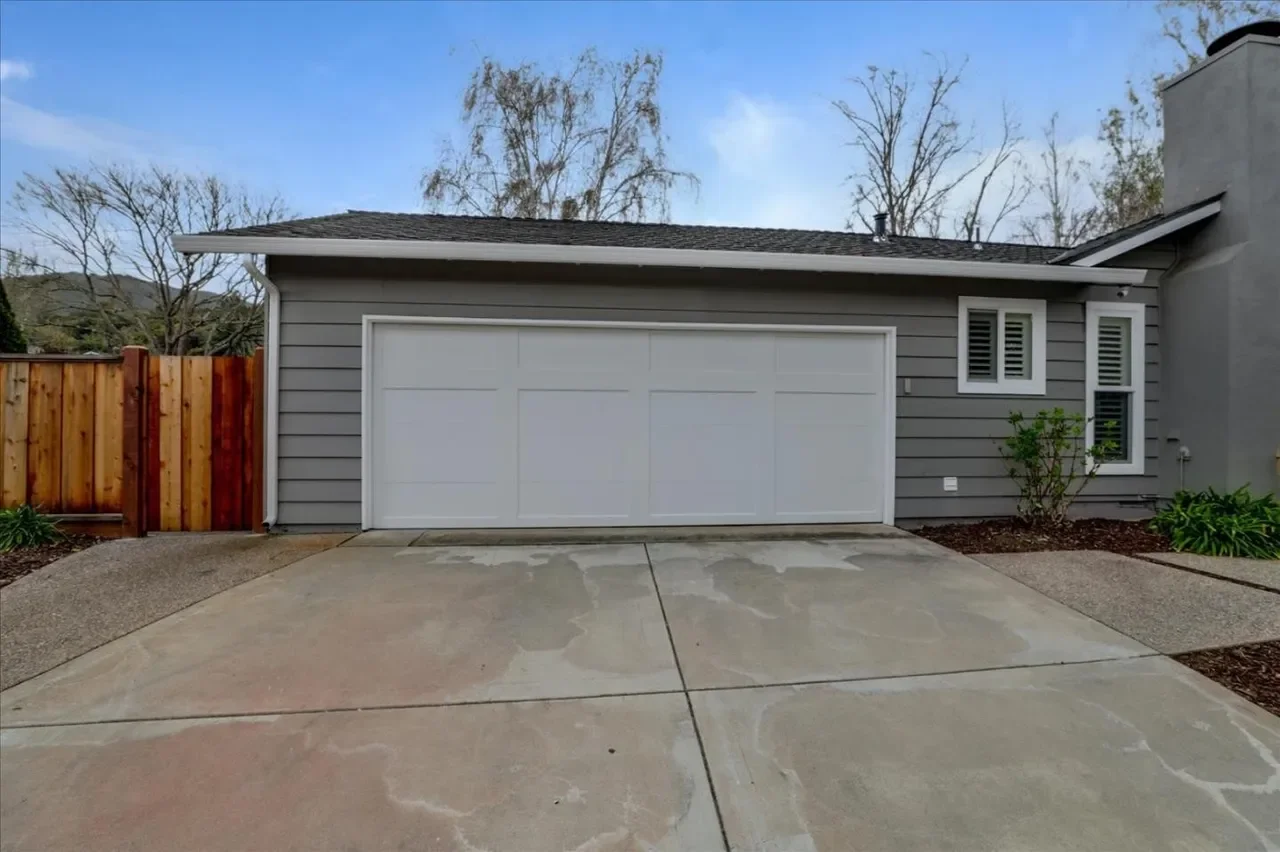 140 Stonybrook Rd 004.webp