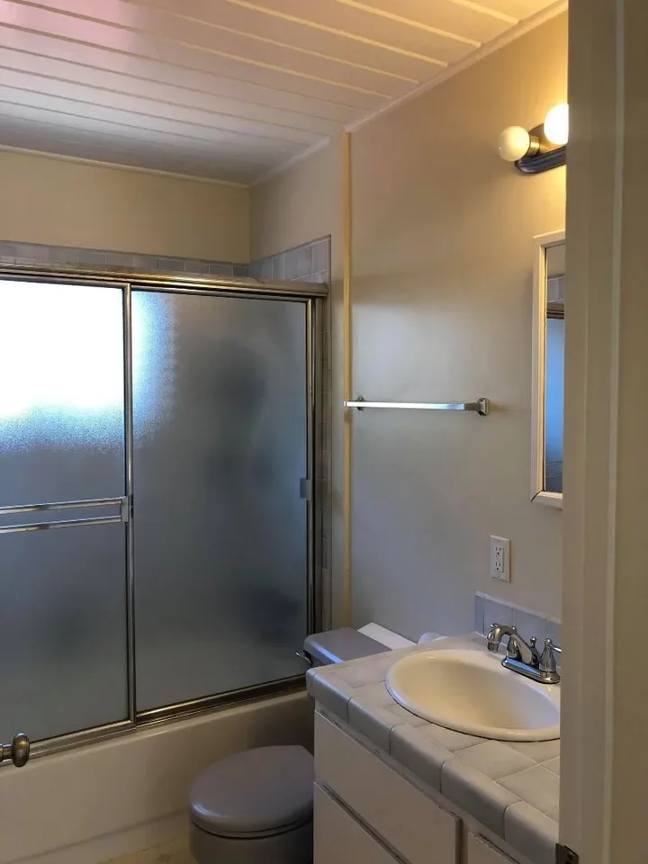 4256 Ruthelma Ave 010.webp