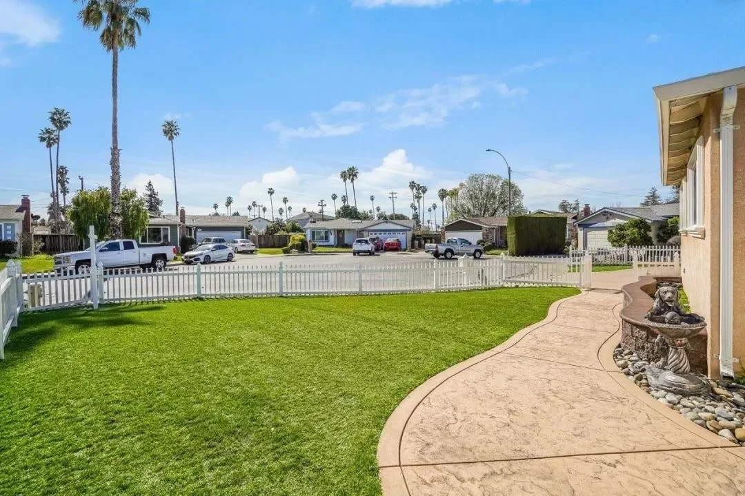 39558 Kona Ct 004.webp