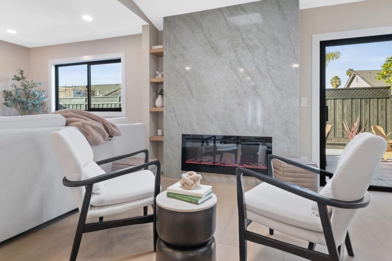 659 Meadow Creek Dr 003.jpg