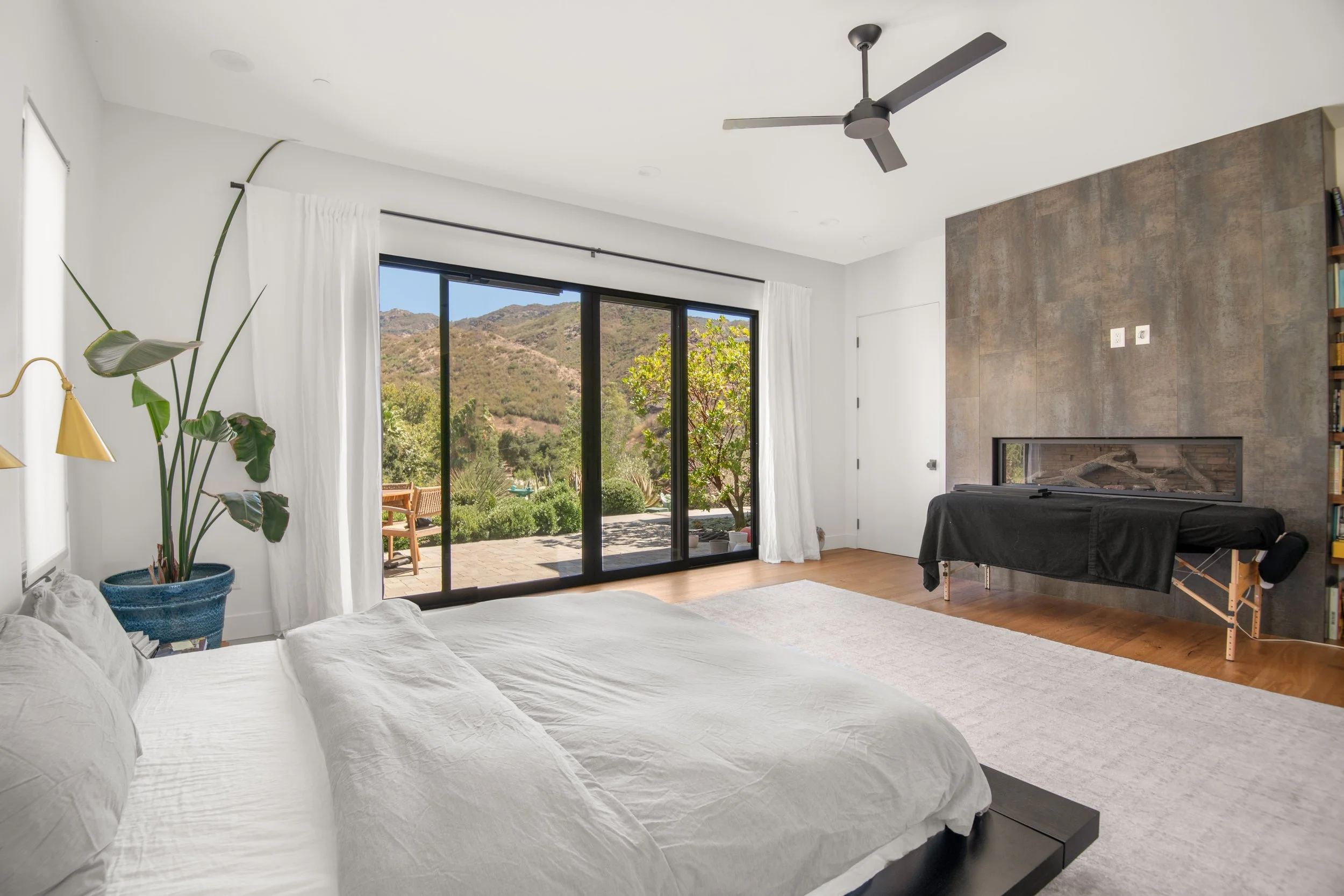 32069 Lobo Canyon Rd bedroom 4.jpg