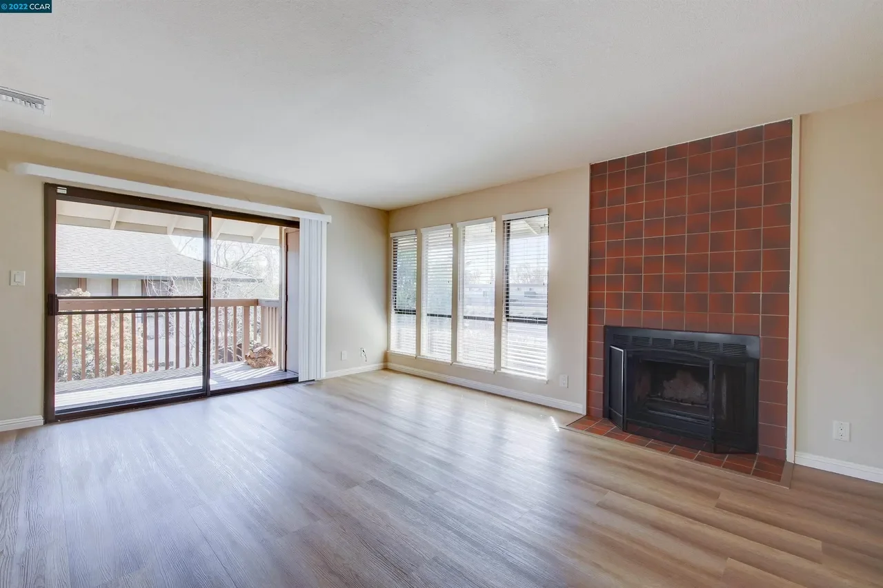 2415 Horizon Ln Apt 129 006.webp