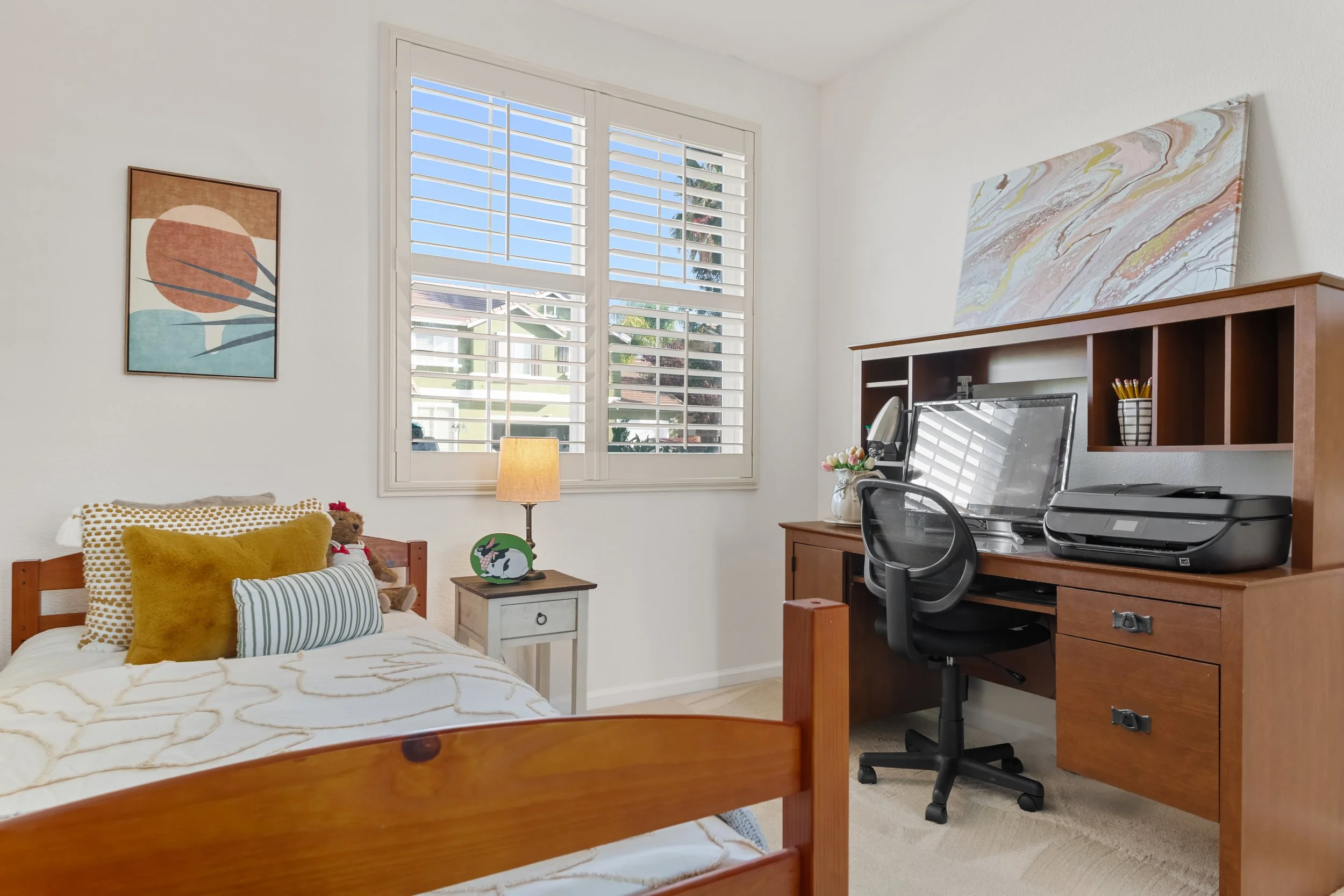 1112 Park West Dr bed 8 copy.jpg