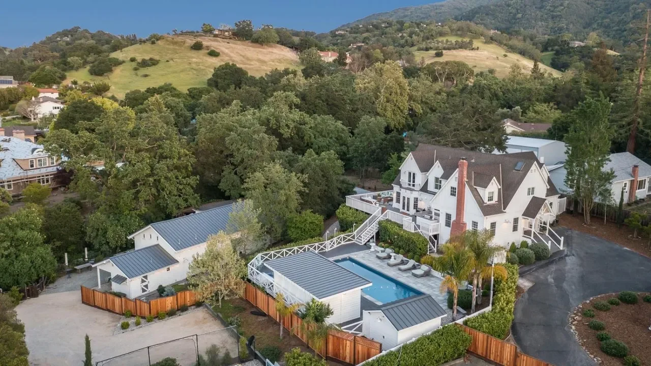 16466 Bonnie Ln 006.webp