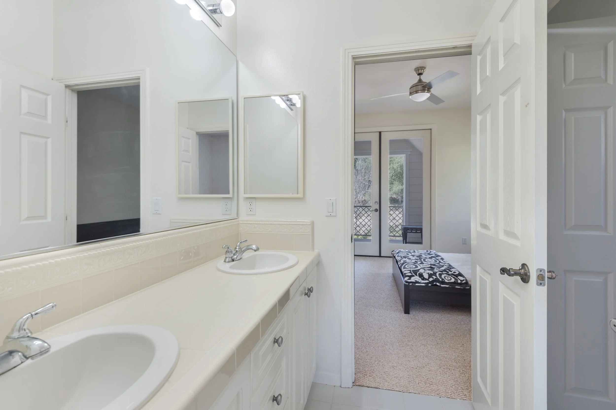 1068 N Country Club rr2.jpg