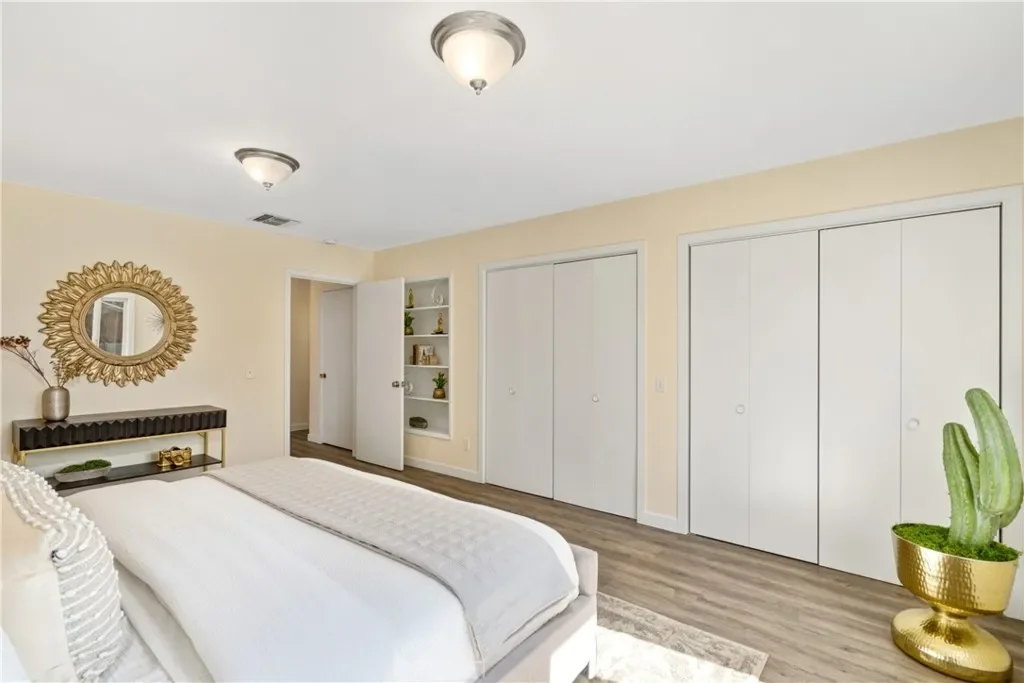 2330 Cooley Pl 022.webp