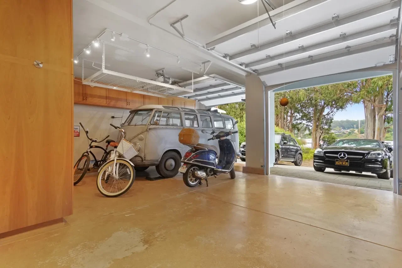 495 Coastview Dr 043.webp