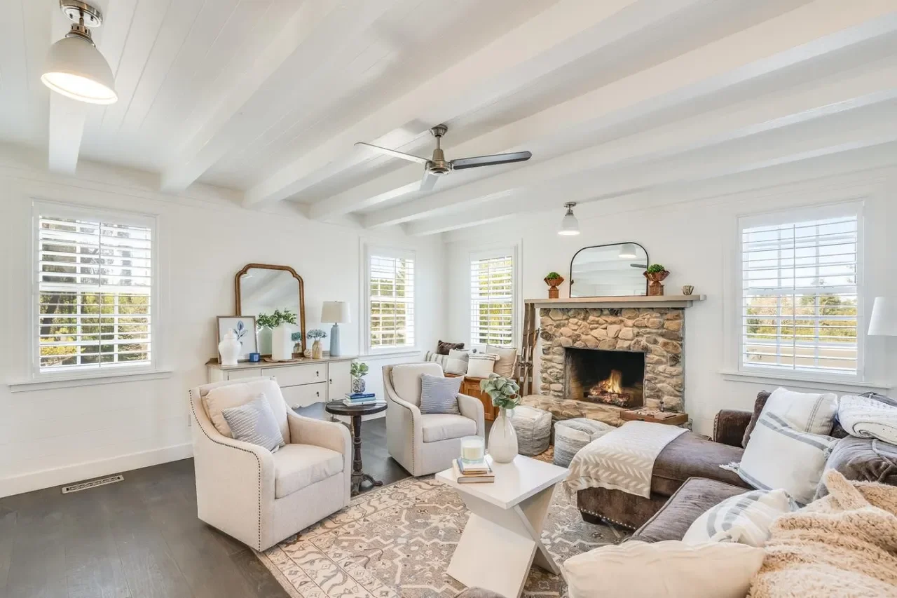 16466 Bonnie Ln 010.webp