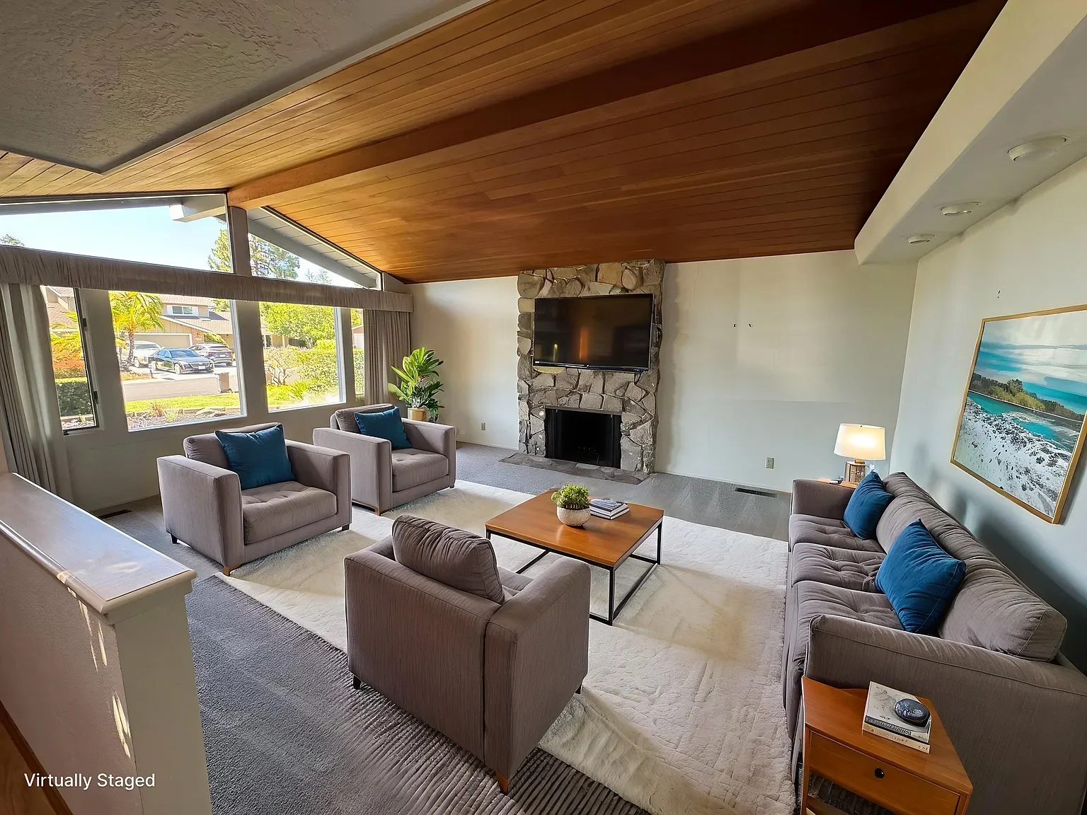 665 San Martin Pl 004.webp