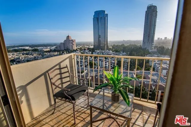 2170 Century Park East #2105 015.jpg