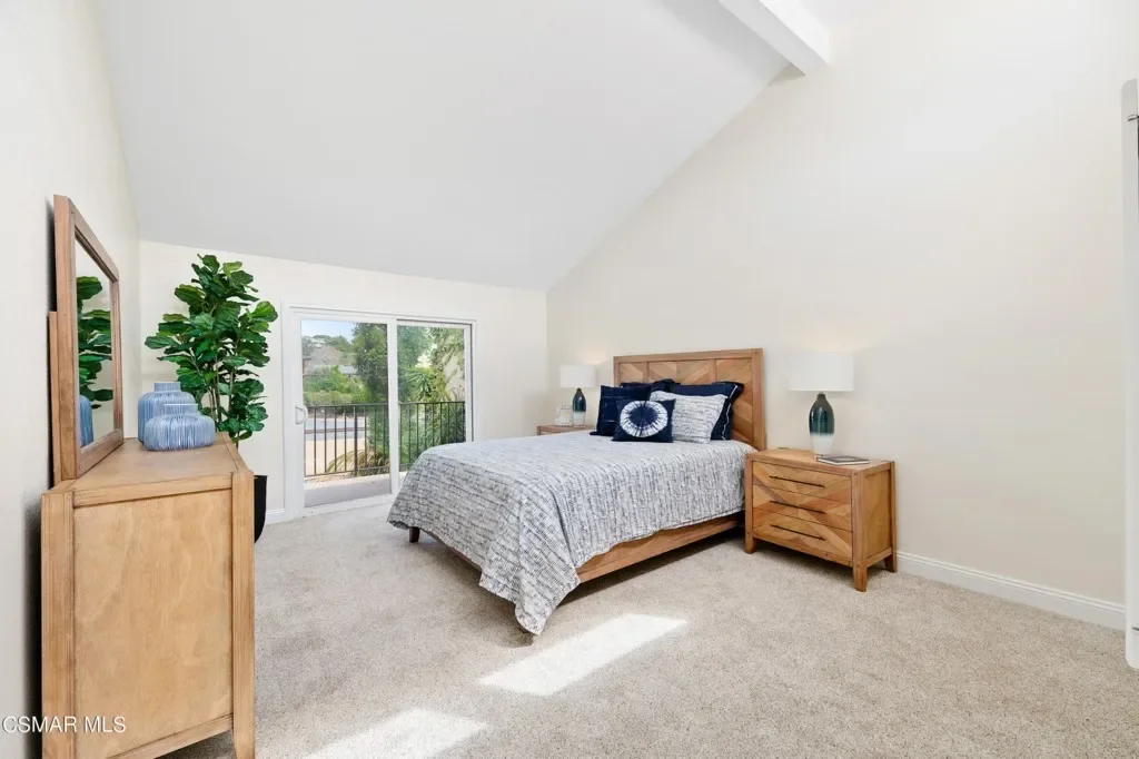 24446 Verena Ct 009.webp