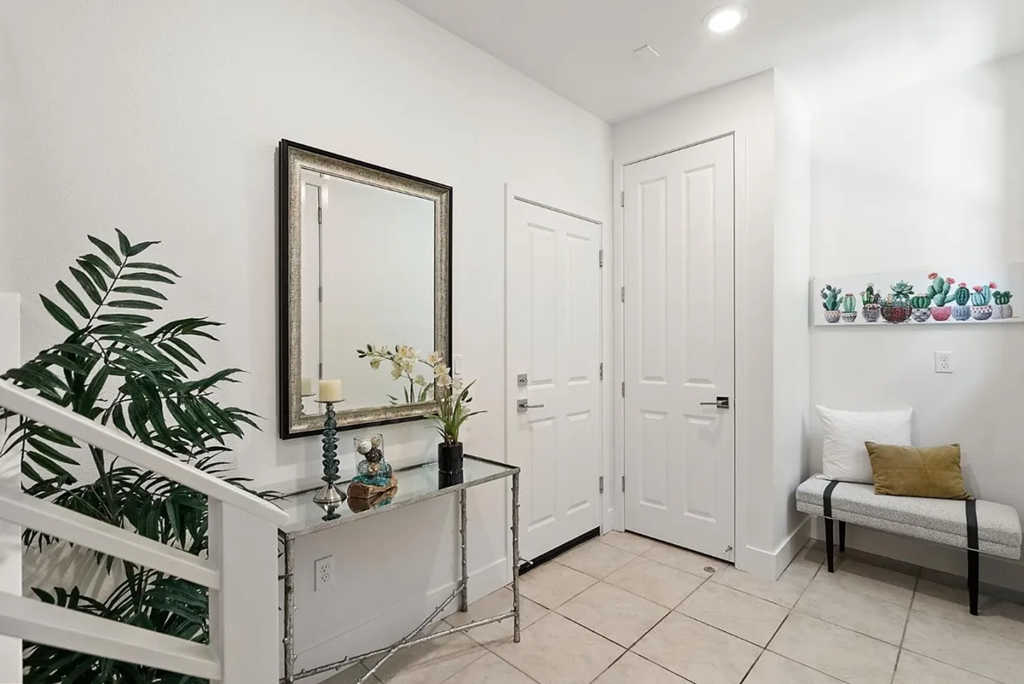 712 Amalfi Loop 003.png