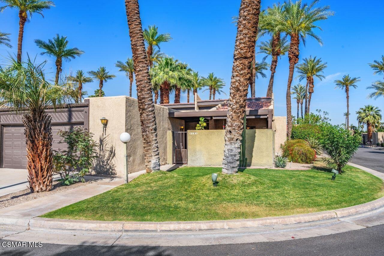 2782 E Palm Oasis 001.jpg