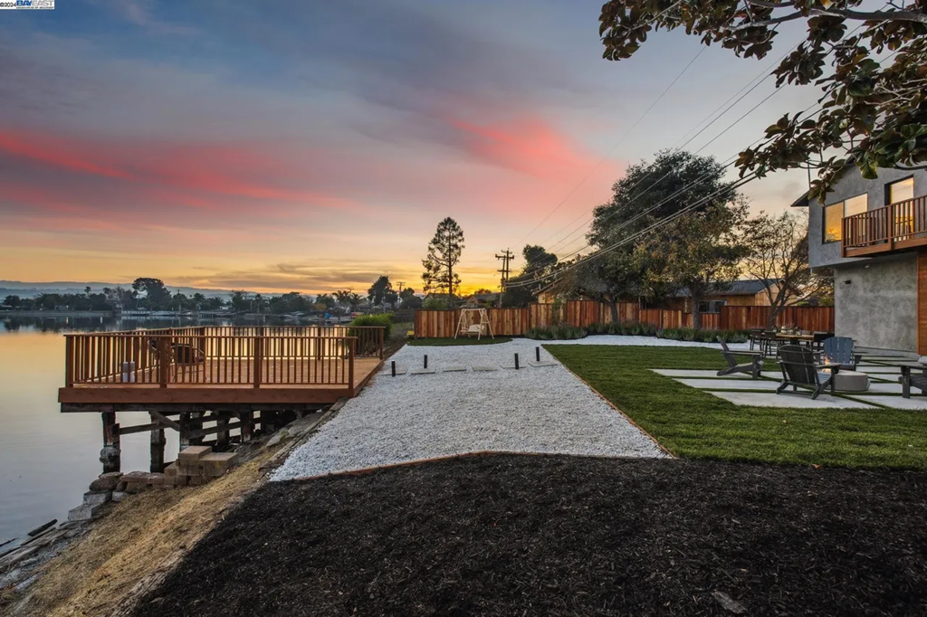 1733 Kelly St 004.png