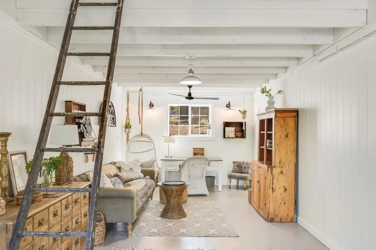 16466 Bonnie Ln 053.webp