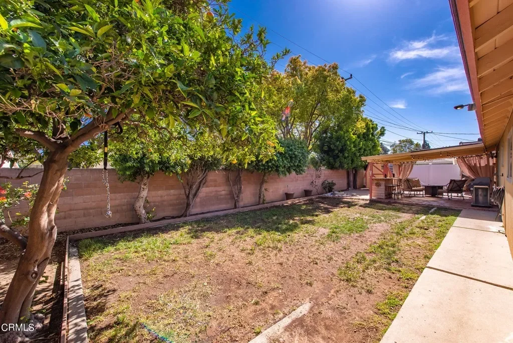 3090 Dwight Ave 026.webp