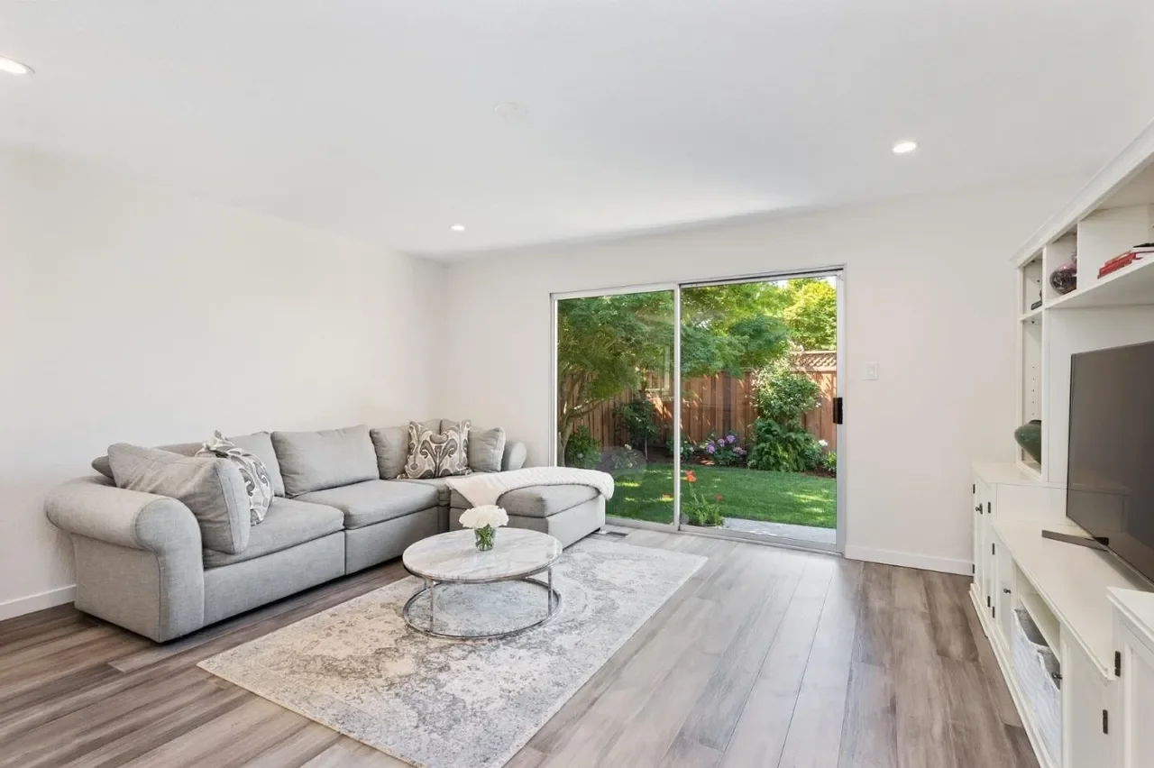 450 Beresford Ave 013.webp