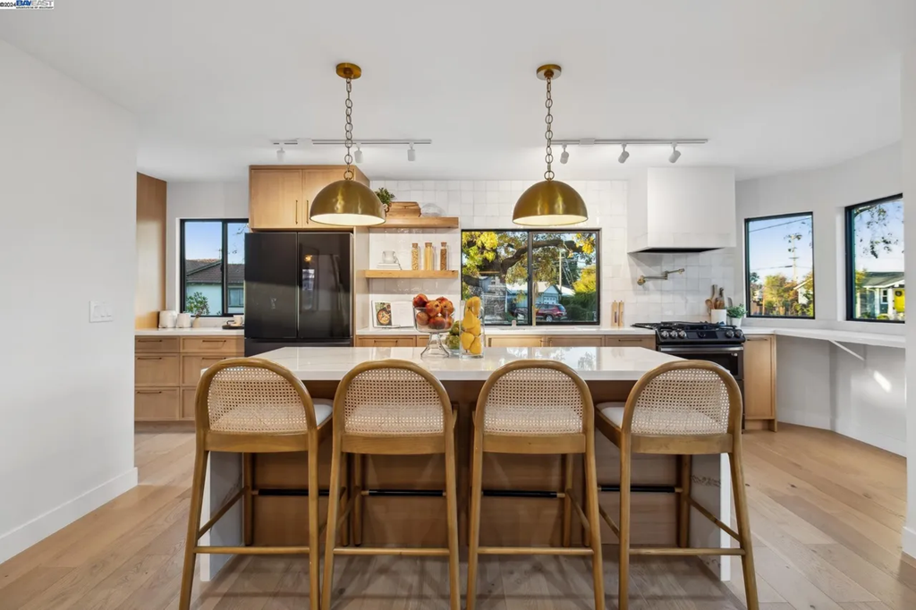 1733 Kelly St 008.png