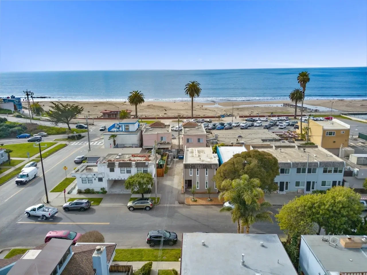 526 Harriet Ave 027.webp