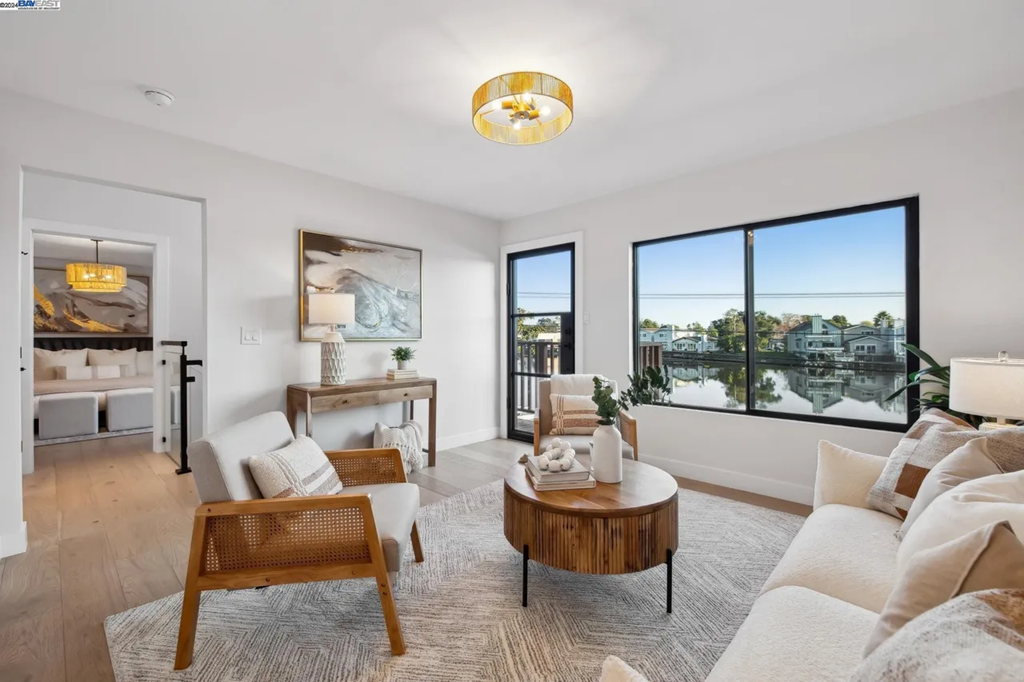 1733 Kelly St 013.png