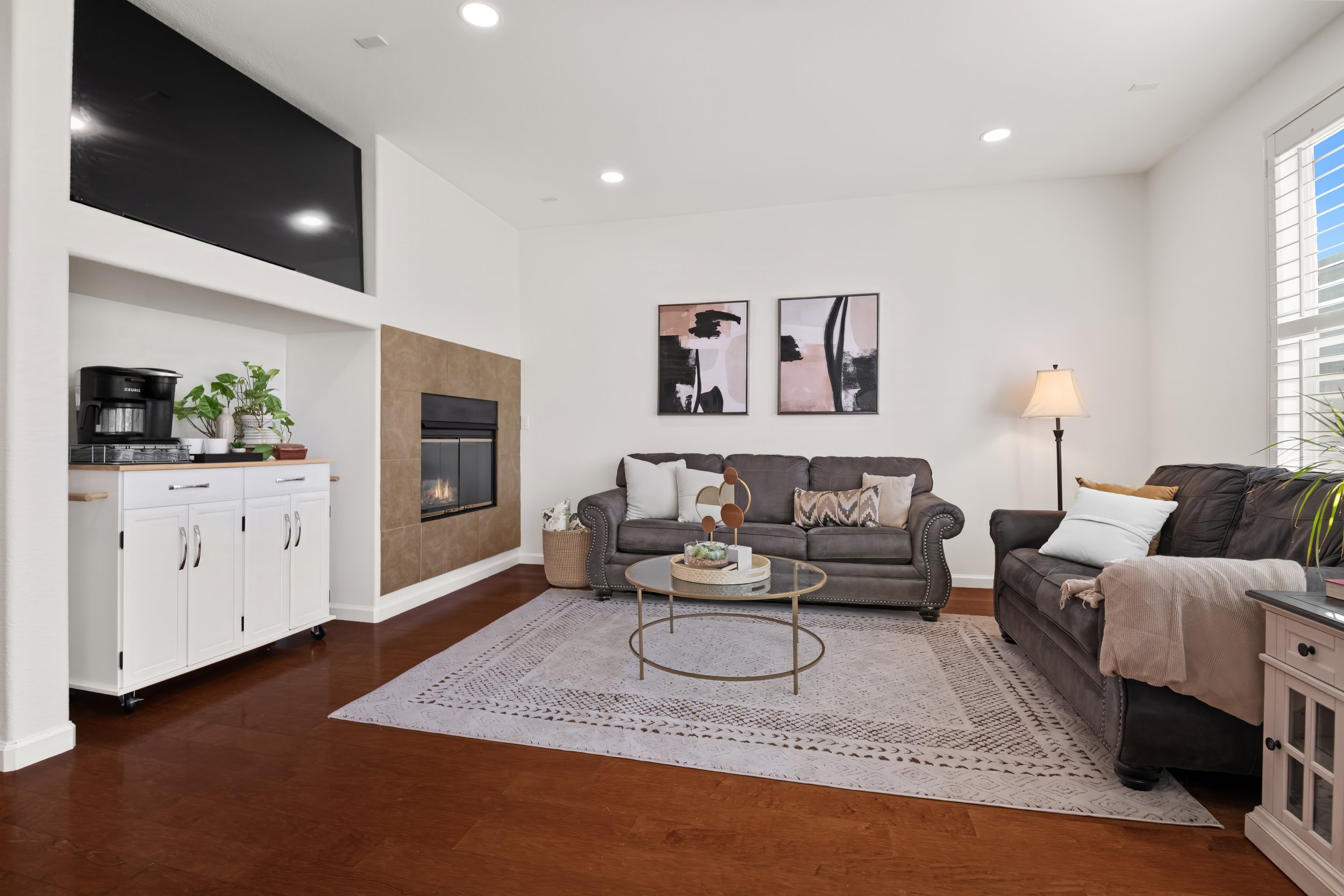 1112 Park West Dr fam rm 3 copy.jpg