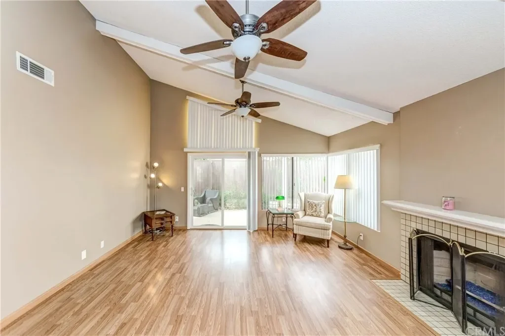 2175 Avenida San Antero 019.webp