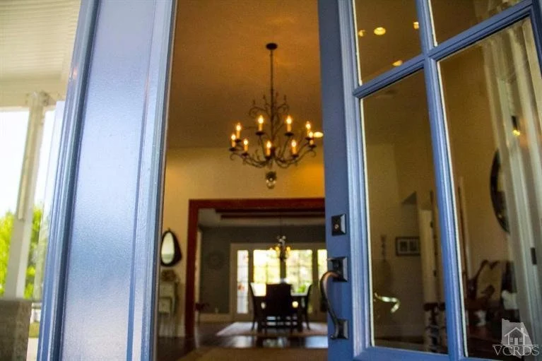 857 Calle Laredo 003.jpg