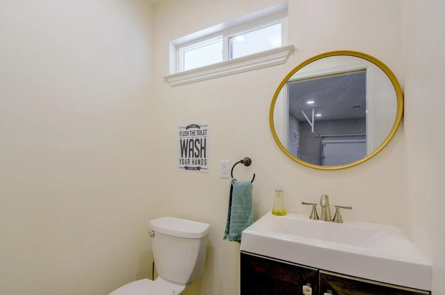 378 Flynn Ave 031.jpg