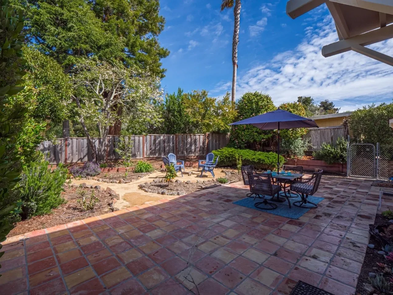 836 Seacliff Dr 031.webp