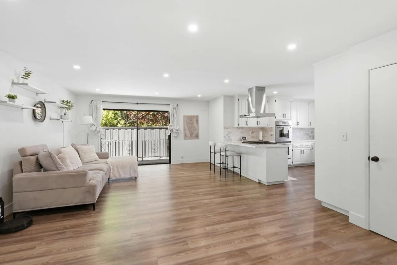 4206 Huntington St 017.jpg