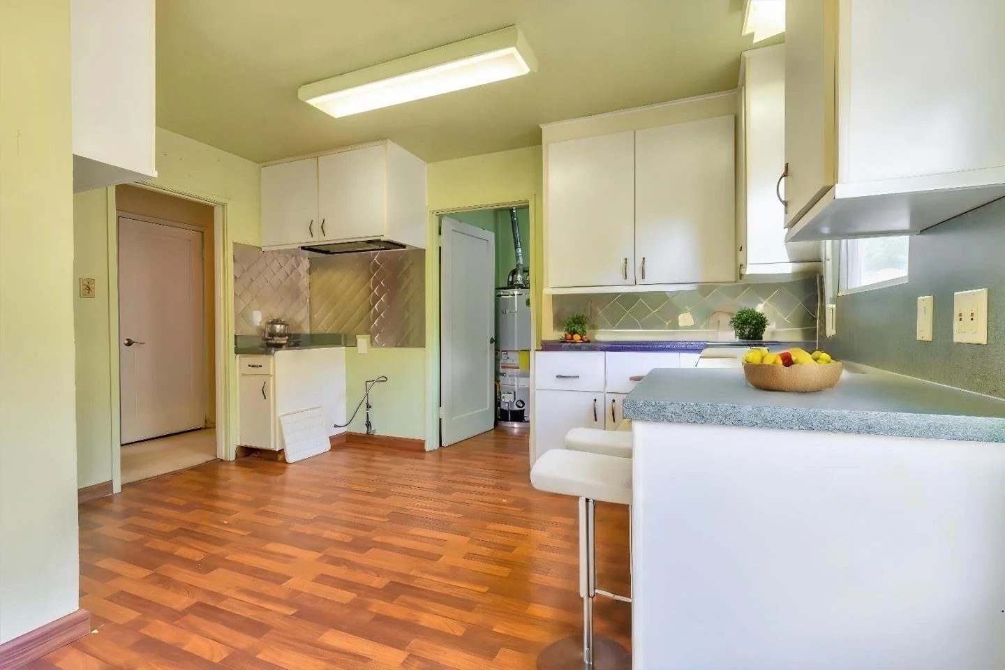 2070 Ricardo Dr 003.jpg