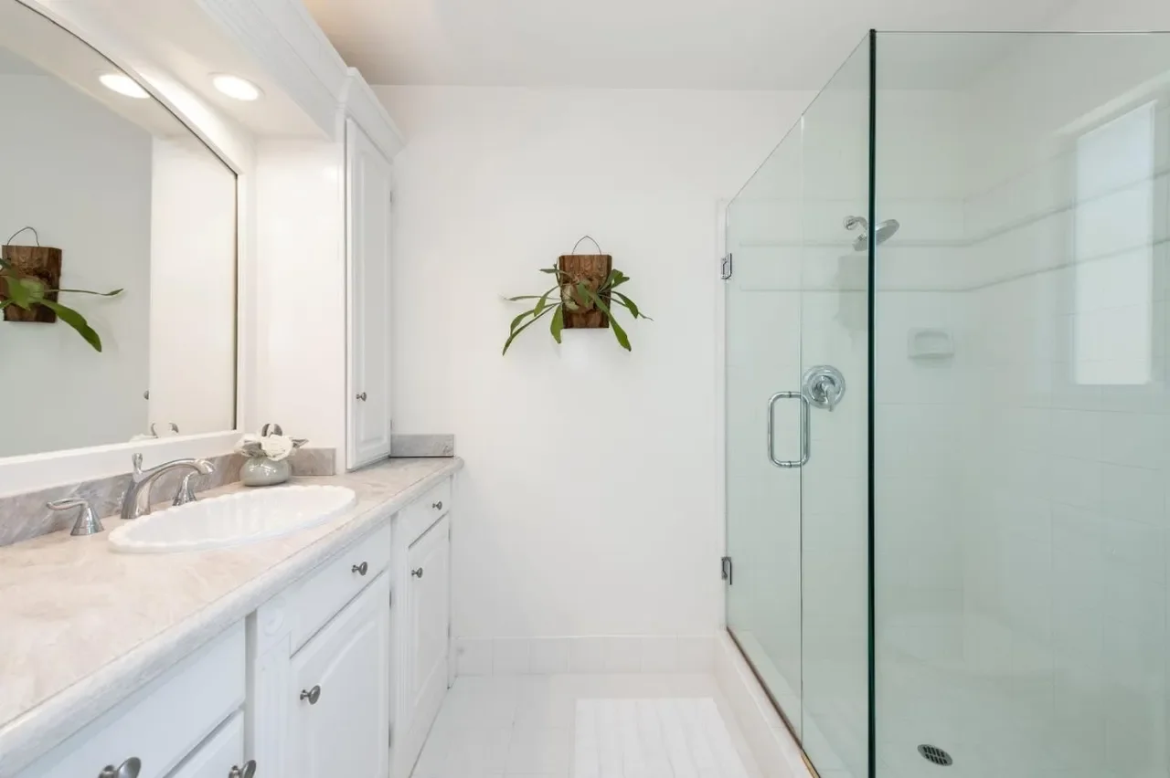 450 Beresford Ave 017.webp