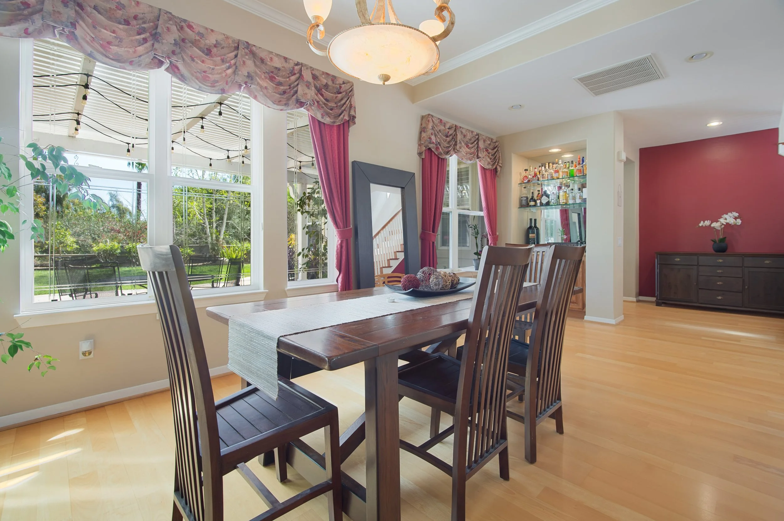 1068 N Country Club lr2.jpg